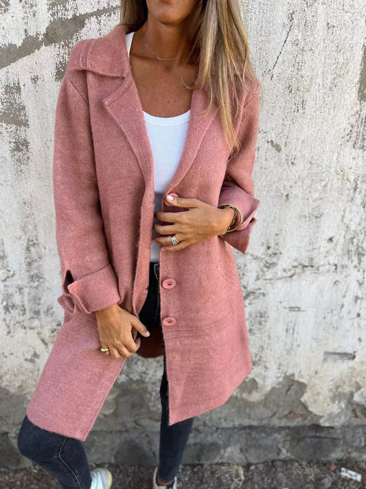 Carmen | Abrigo informal de lana de botonadura sencilla con solapas