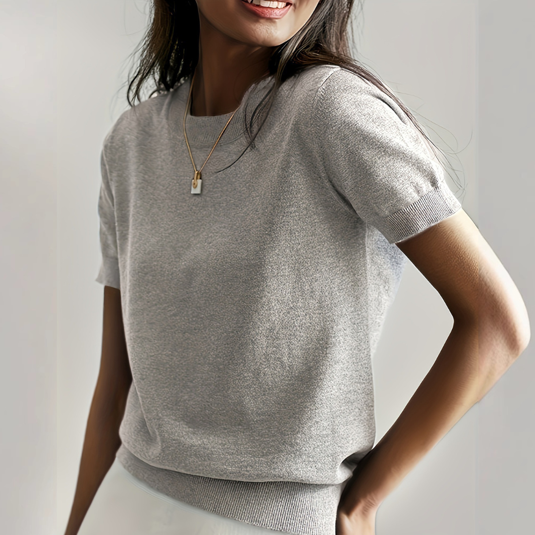 Nuria | camiseta casual de manga corta con cuello redondo