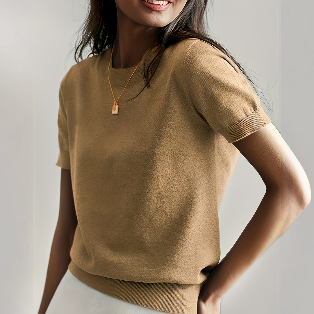 Nuria | camiseta casual de manga corta con cuello redondo