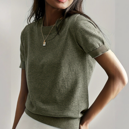 Nuria | camiseta casual de manga corta con cuello redondo