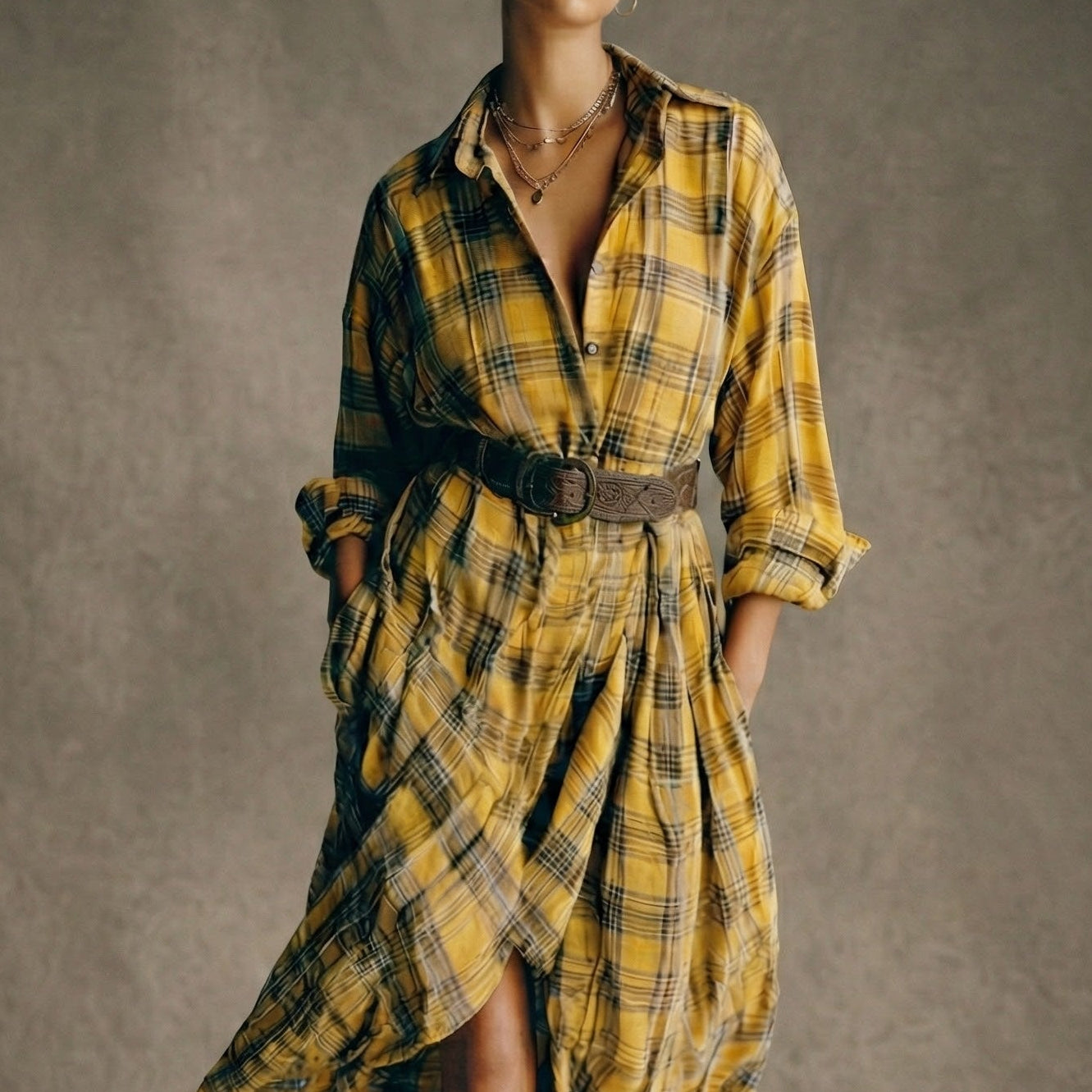 Blanca | Vestido camisero a cuadros con cinturón