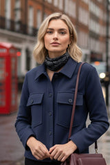 Nora | Chaqueta  corta fit recto con botones contraste
