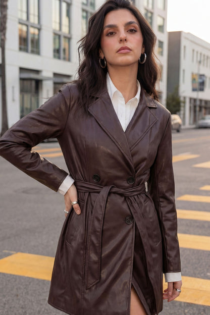 Claudia | Gabardina regular efecto piel