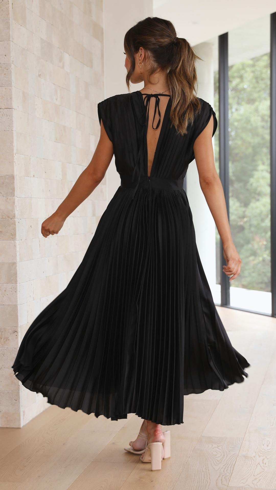 Martina  | Elegante vestido plisado
