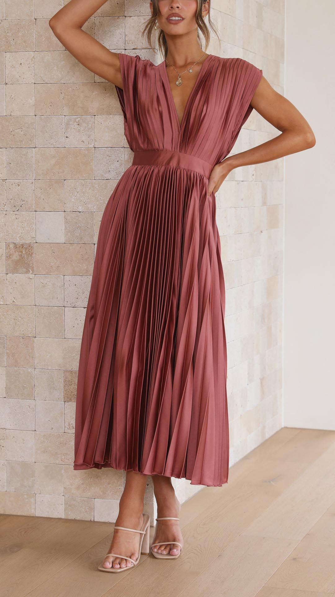 Martina  | Elegante vestido plisado