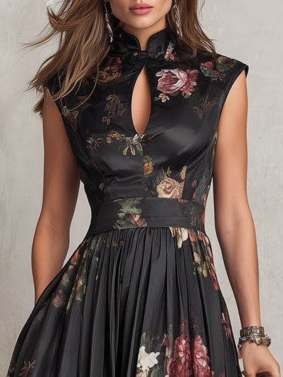 Isabella | Vestido Midi Plisado en Seda Negra con Estampado Floral y Cuello Alto