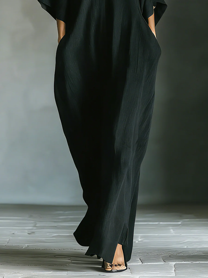 Claudia | Vestido Largo Negro Oversize Minimalista con Mangas Kimono