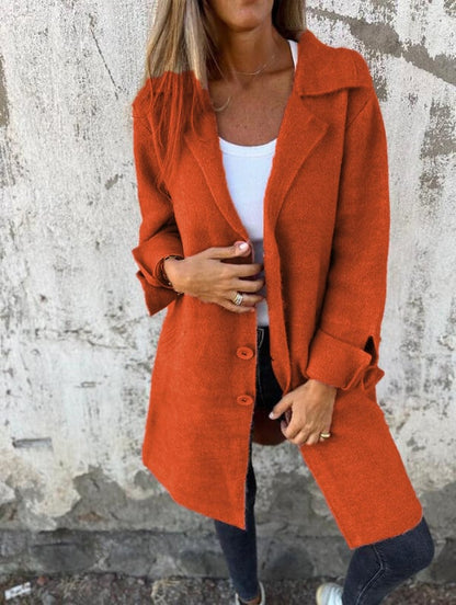 Carmen | Abrigo informal de lana de botonadura sencilla con solapas