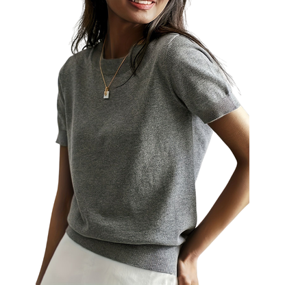 Claudia | Top casual clásico de cuello redondo