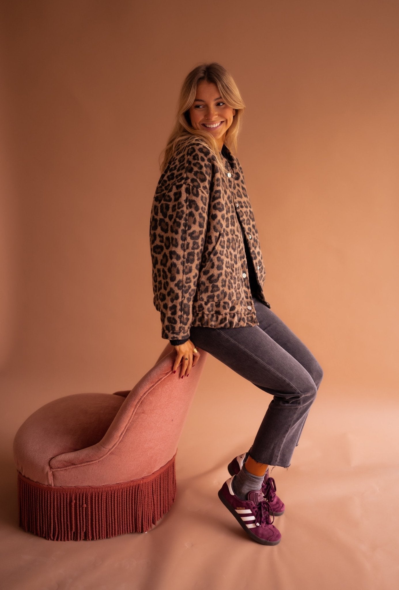 Marta | Chaqueta Corta con Estampado de Leopardo